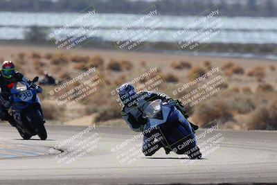 media/Dec-18-2022-SoCal Trackdays (Sun) [[8099a50955]]/Turn 7 Backside (1125am)/